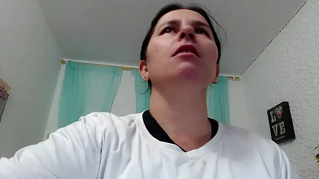 victoria jones online show from 03-14-25, 01:57