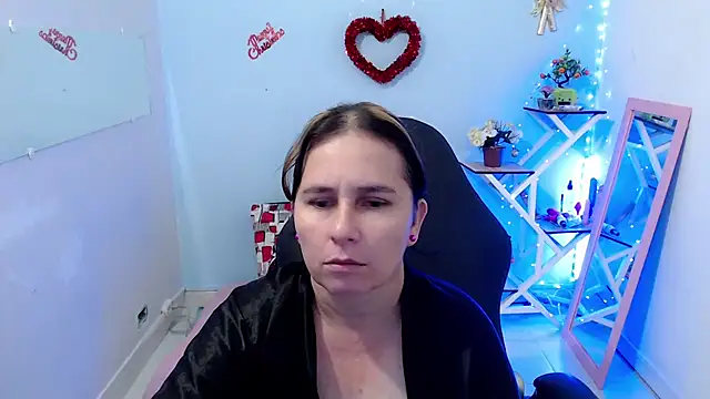 victoria jones online show from 02-19-26, 02:46