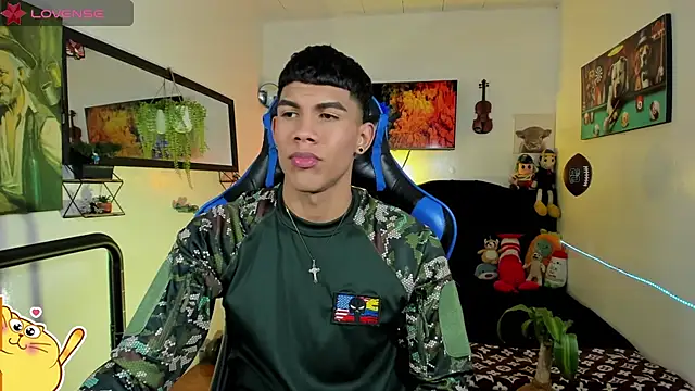 Damian latinxxx online show from 04-23-26, 02:57