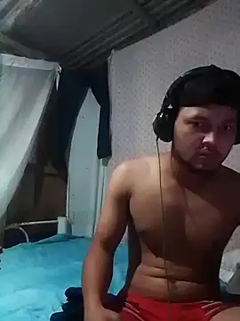 Snapshot of Insciavel01 chatting on 10-30-25, 04:03 Insciavel01 online show from 10-30-25, 04:03