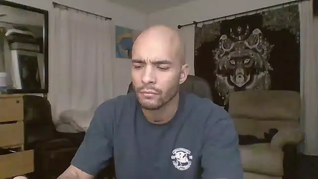 Snapshot of JohnnyDeep187 chatting on 12-16-24, 04:34 JohnnyDeep187 online show from 12-16-24, 04:34