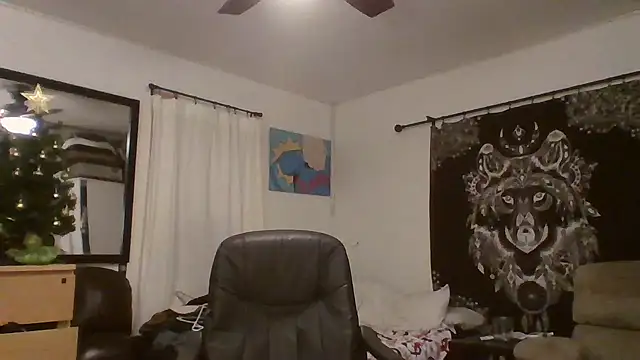 Snapshot of JohnnyDeep187 chatting on 12-22-24, 05:23 JohnnyDeep187 online show from 12-22-24, 05:23