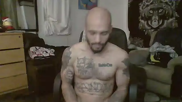 Snapshot of JohnnyDeep187 chatting on 01-18-25, 10:17 JohnnyDeep187 online show from 01-18-25, 10:17