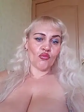 IsabellaBoni online show from 03-12-25, 07:24