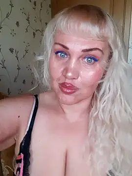 IsabellaBoni online show from 10-11-25, 06:12