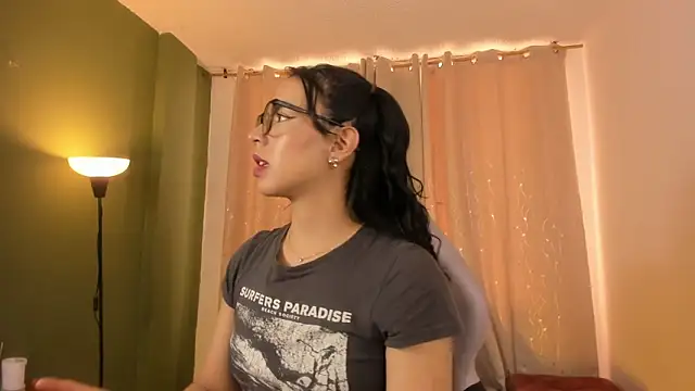 Zara dulce online show from 03-17-26, 02:53