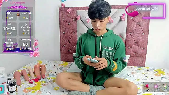 Santy carrington online show from 03-13-25, 05:22