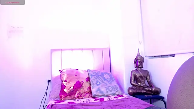 Snapshot of amara_bss_ chatting on 03-12-25, 10:59 amara bss online show from 03-12-25, 10:59