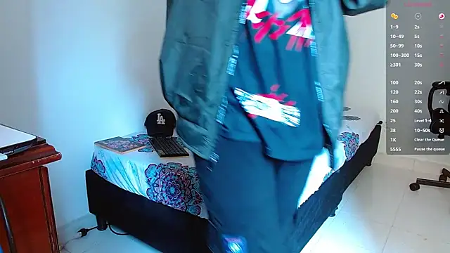 bray hotboy777 online show from 09-21-25, 02:40