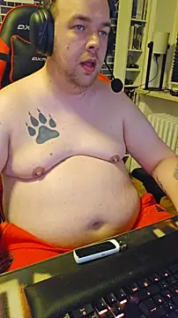 PupW0lfy online show from 02-15-26, 06:37