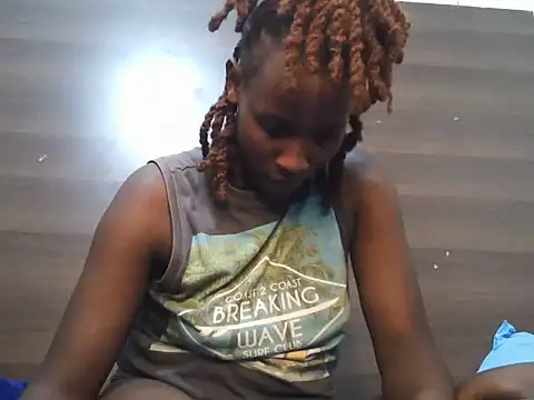 juiccypussy online show from 07-18-26, 02:43