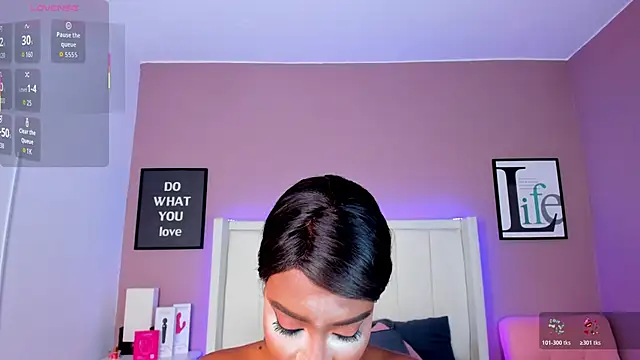 Britanymooree online show from 11-08-25, 08:18