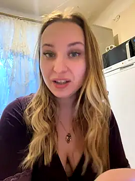 Snapshot of OlgaBuzzz chatting on 12-05-24, 03:26 OlgaBuzzz online show from 12-05-24, 03:26