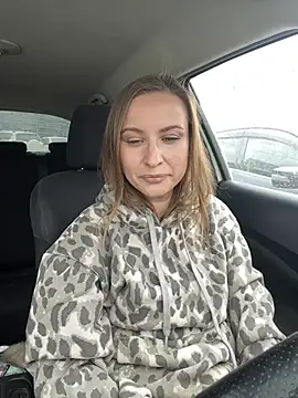 OlgaBuzzz online show from 04-13-26, 07:58