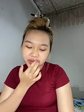 Odette68 online show from 05-21-26, 11:56