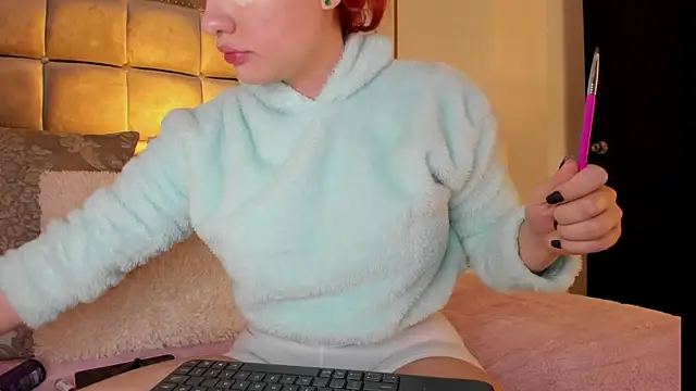 StacyRigel online show from 02-13-25, 04:22