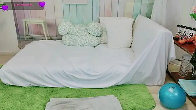 Snapshot of SERA-xx- chatting on 10-09-25, 01:14 SERA-xx- online show from 10-09-25, 01:14