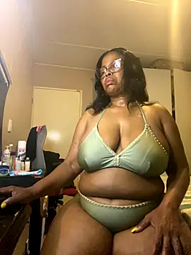 Nomthie online show from 11-20-25, 08:52