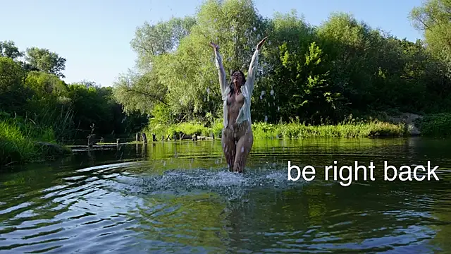 Snapshot of Victoria1Love chatting on 09-14-25, 07:18 Victoria1Love online show from 09-14-25, 07:18