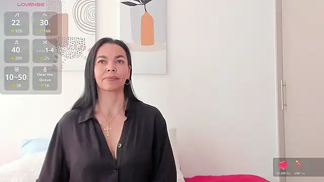 Evawalker  online show from 11-26-25, 04:30