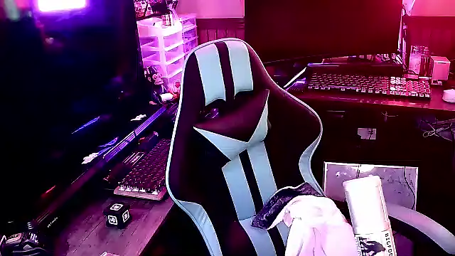 mirannacult online show from 09-29-25, 04:50