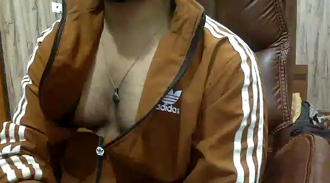 Snapshot of FantasyCock9 chatting on 12-03-24, 08:17 FantasyCock9 online show from 12-03-24, 08:17