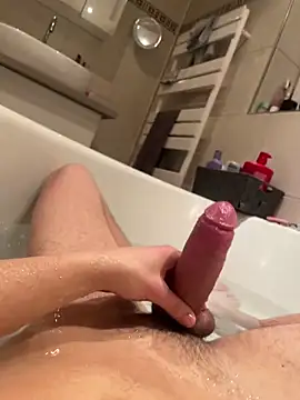 Snapshot of Bigdick0301 chatting on 02-27-25, 07:04 Bigdick0301 online show from 02-27-25, 07:04