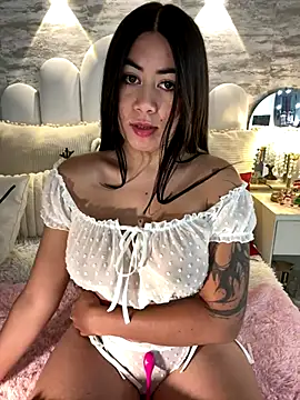 Snapshot of _MadiLee_ chatting on 12-05-24, 02:09  MadiLee  online show from 12-05-24, 02:09