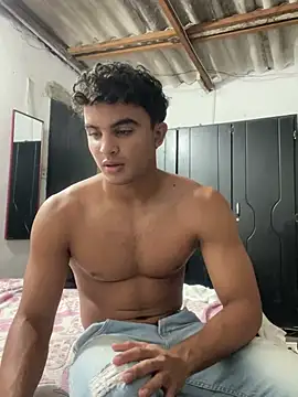 Snapshot of Mentriplex chatting on 01-09-25, 09:26 Mentriplex online show from 01-09-25, 09:26