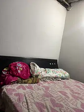 Snapshot of Mentriplex chatting on 02-03-25, 10:11 Mentriplex online show from 02-03-25, 10:11