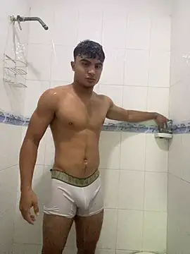 Snapshot of Mentriplex chatting on 02-04-25, 05:55 Mentriplex online show from 02-04-25, 05:55