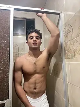 Snapshot of Mentriplex chatting on 09-18-25, 03:19 Mentriplex online show from 09-18-25, 03:19