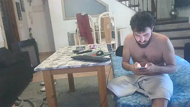 Snapshot of FJcouple chatting on 01-17-25, 03:32 FJcouple online show from 01-17-25, 03:32