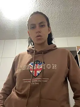 karolainvalentina online show from 02-06-26, 11:19