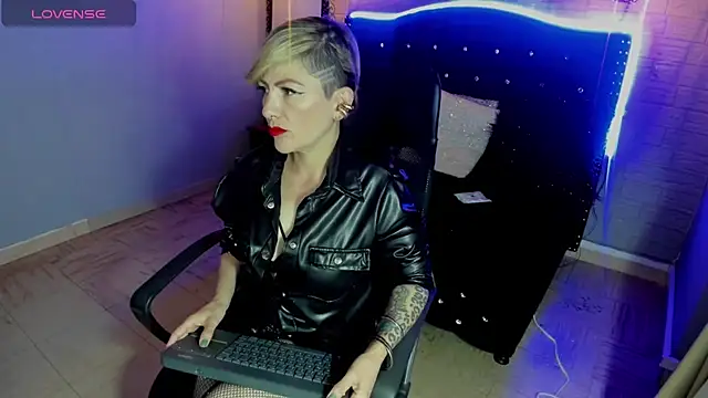 Maria fernandaxxx  online show from 01-24-25, 10:30