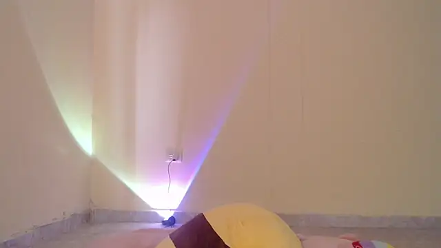  maiahairy  online show from 02-10-25, 03:10