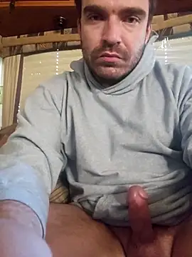 Snapshot of StupidCliff7 chatting on 02-03-26, 02:33 StupidCliff7 online show from 02-03-26, 02:33