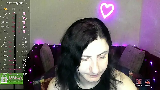 Muse kitty jenia online show from 12-19-25, 06:31