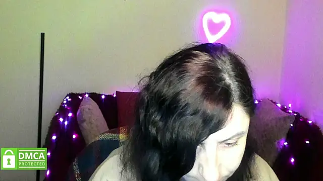 Muse kitty jenia online show from 01-05-26, 06:33