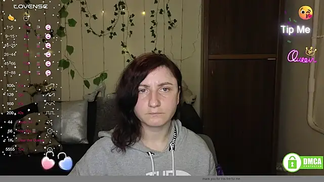 Muse kitty jenia online show from 04-18-26, 07:07