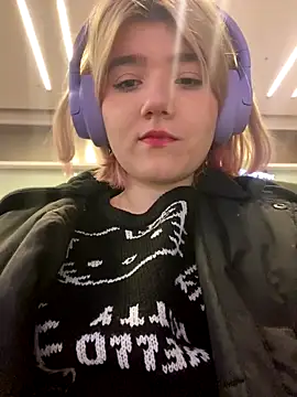 Baby  Naughty online show from 12-05-24, 01:17