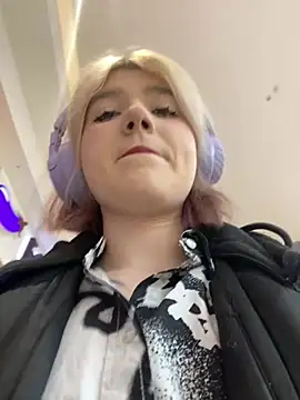 Baby  Naughty online show from 02-04-25, 08:13