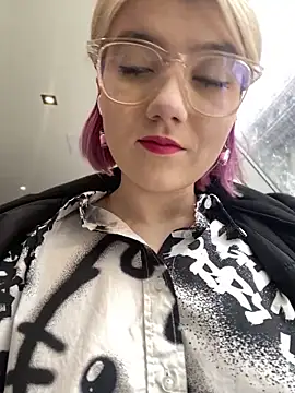 Baby  Naughty online show from 02-13-25, 08:06