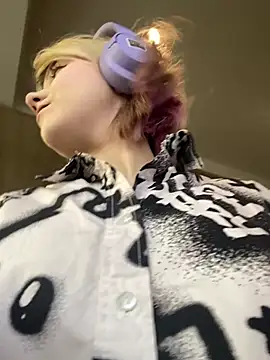 Baby  Naughty online show from 02-26-25, 11:09