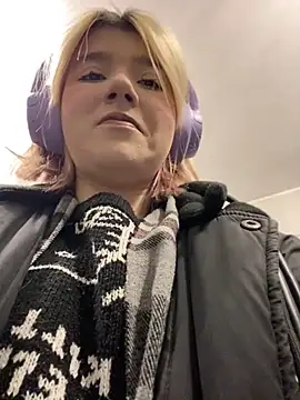 Baby  Naughty online show from 03-20-25, 08:09