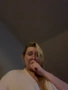 Lalalynn online show from 04-30-26, 07:14