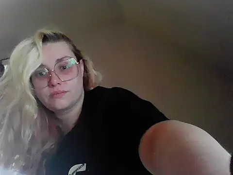 Lalalynn online show from 05-01-26, 07:40