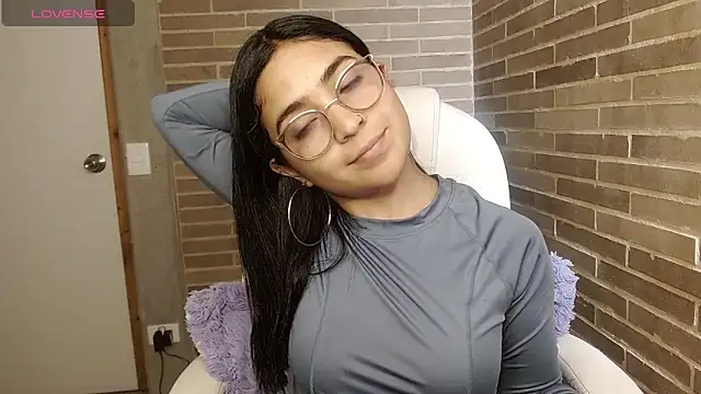 helenacyruss online show from 02-12-26, 07:09