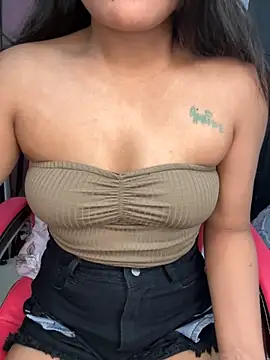 LeisyXO online show from 11-03-25, 05:36