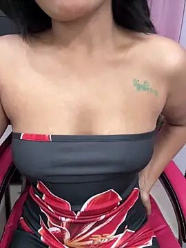 LeisyXO online show from 02-10-26, 07:07